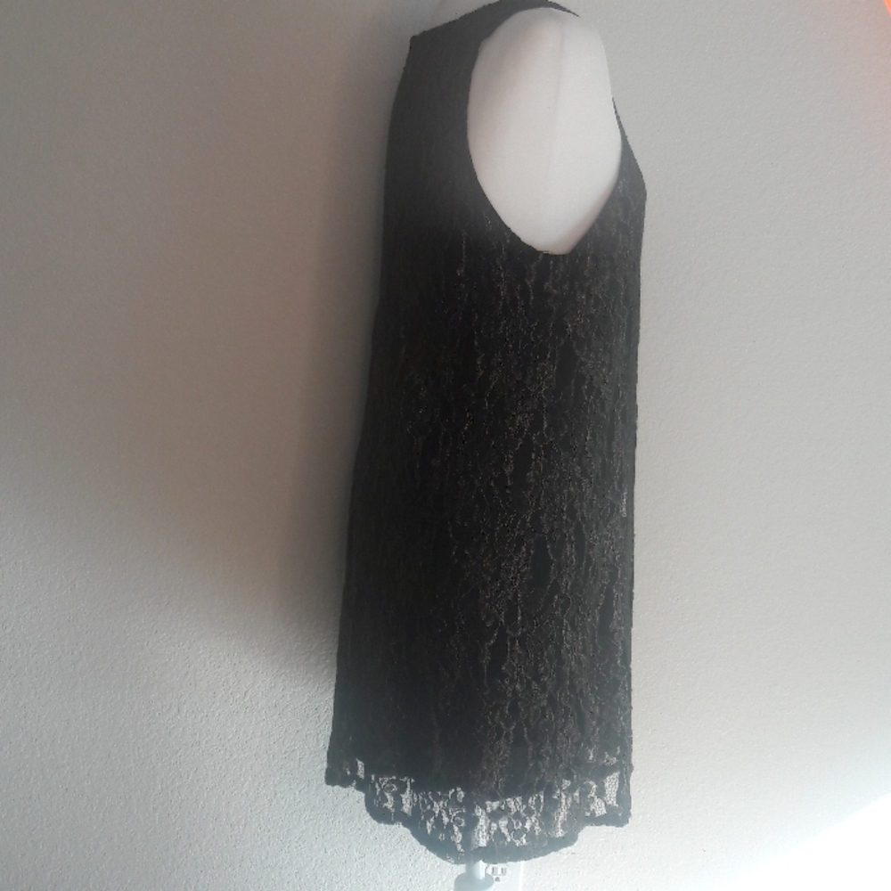 ASTR Black and Gold Lace Dress - Picture 6 of 8